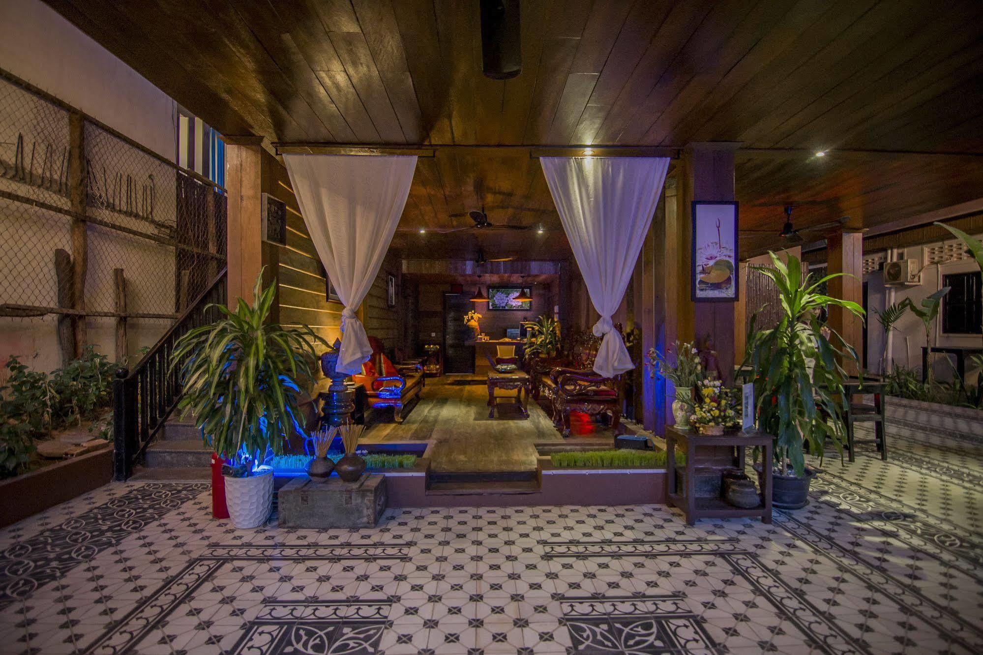 Suon Angkor Boutique Hotel Siem Reap Bagian luar foto