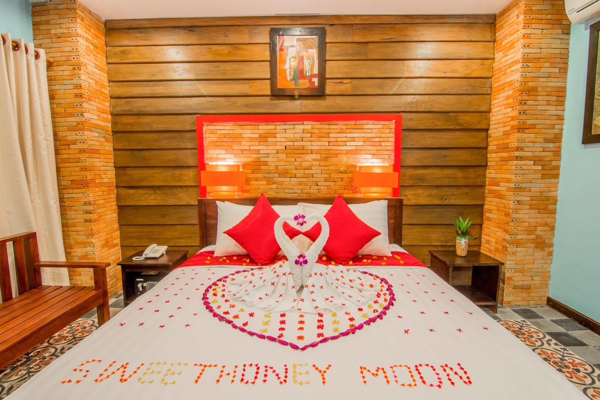 Suon Angkor Boutique Hotel Siem Reap Bagian luar foto